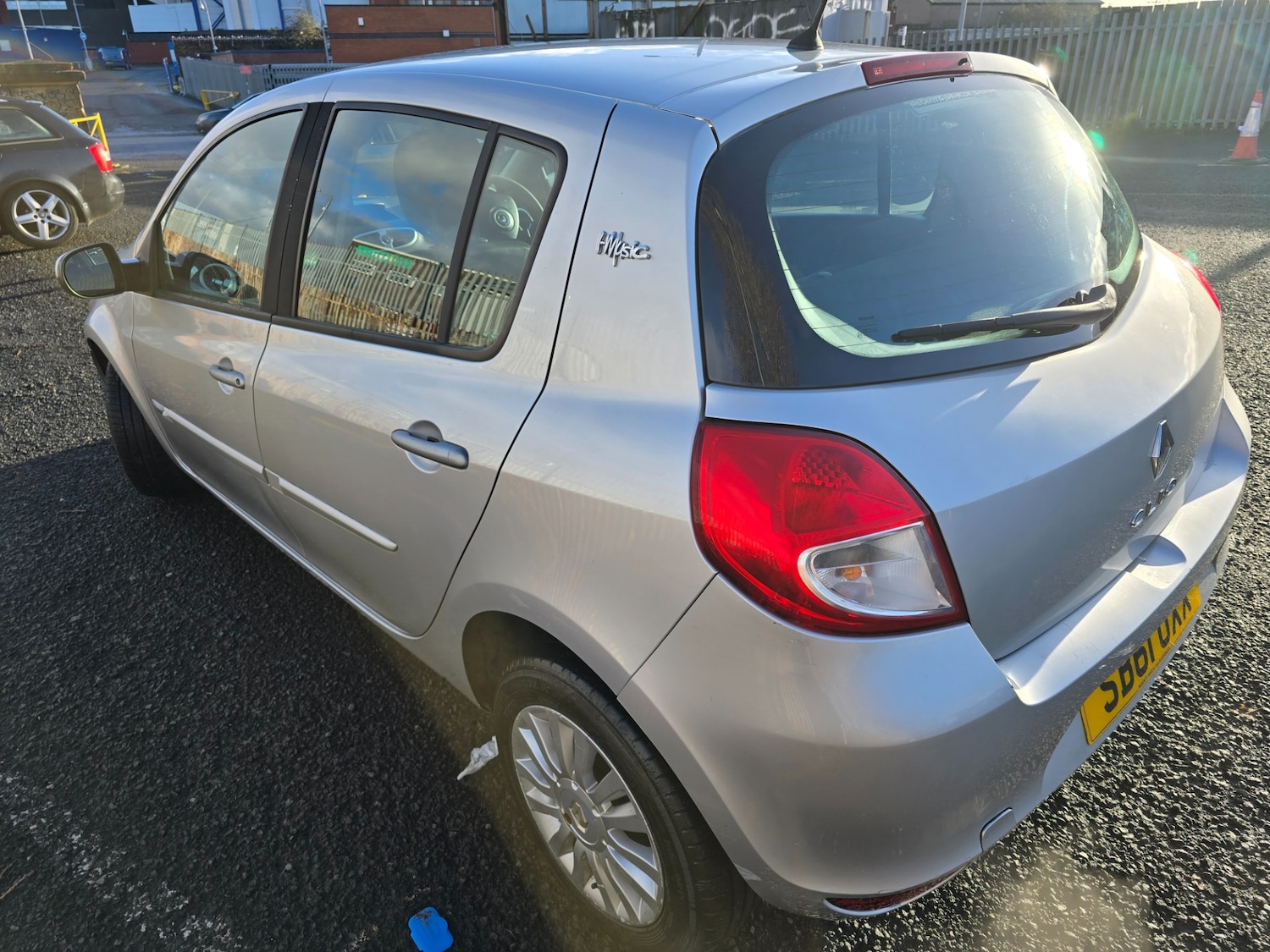 Used Renault Clio 2012 for sale - 77202393: Photo 3