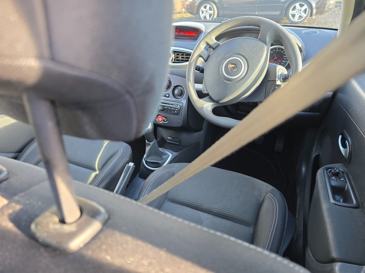 Used Renault Clio 2012 for sale - 77202393: Photo 6