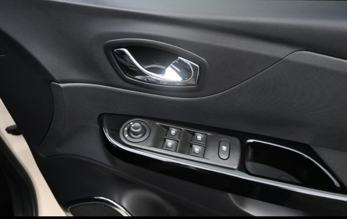 Used Renault Captur 2015 for sale - 78015610: Photo 26