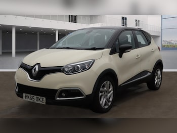 Used Renault Captur 2015 for sale - 78015610: Photo