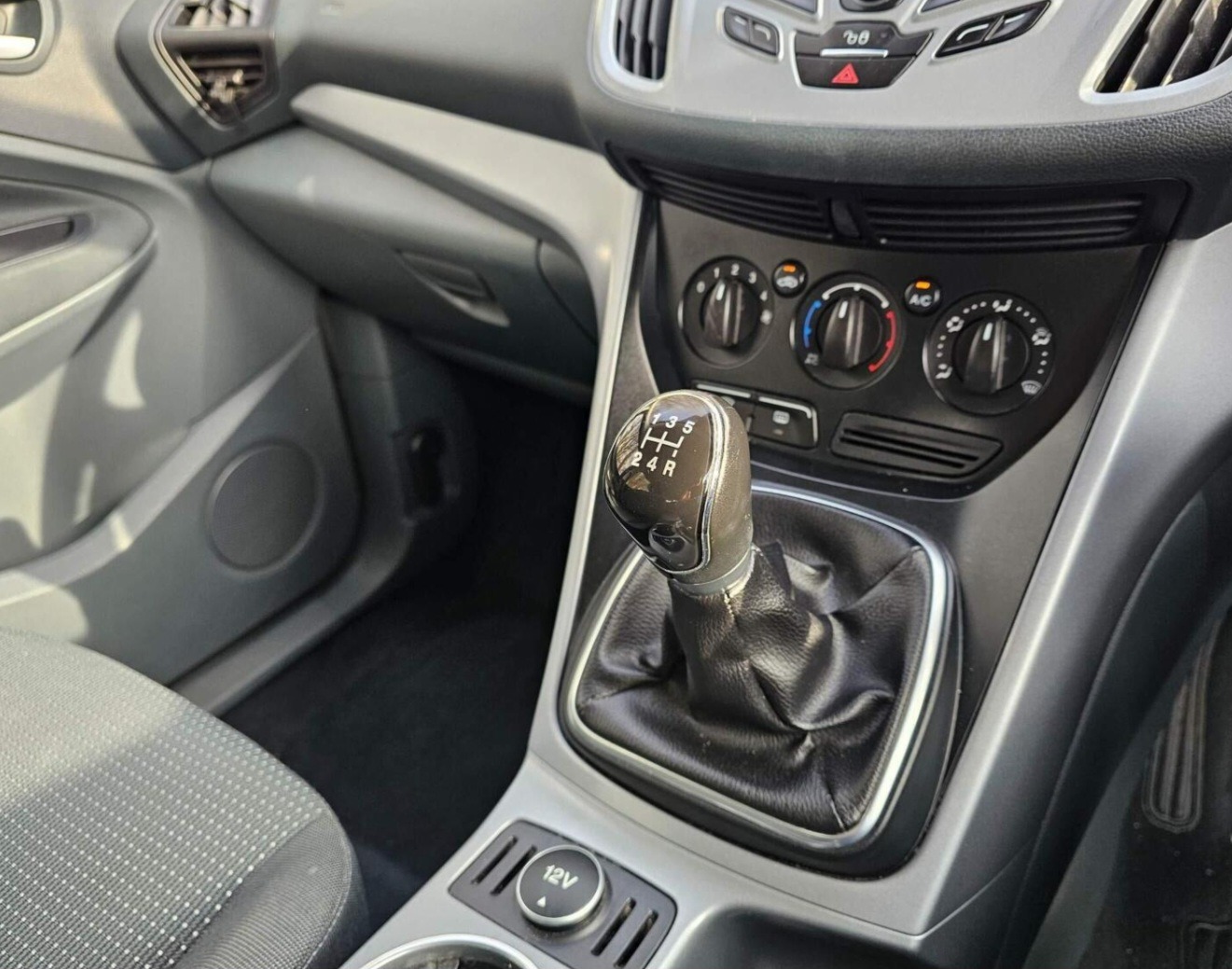 Used Ford C-Max 2014 for sale - 77977229: Photo 17