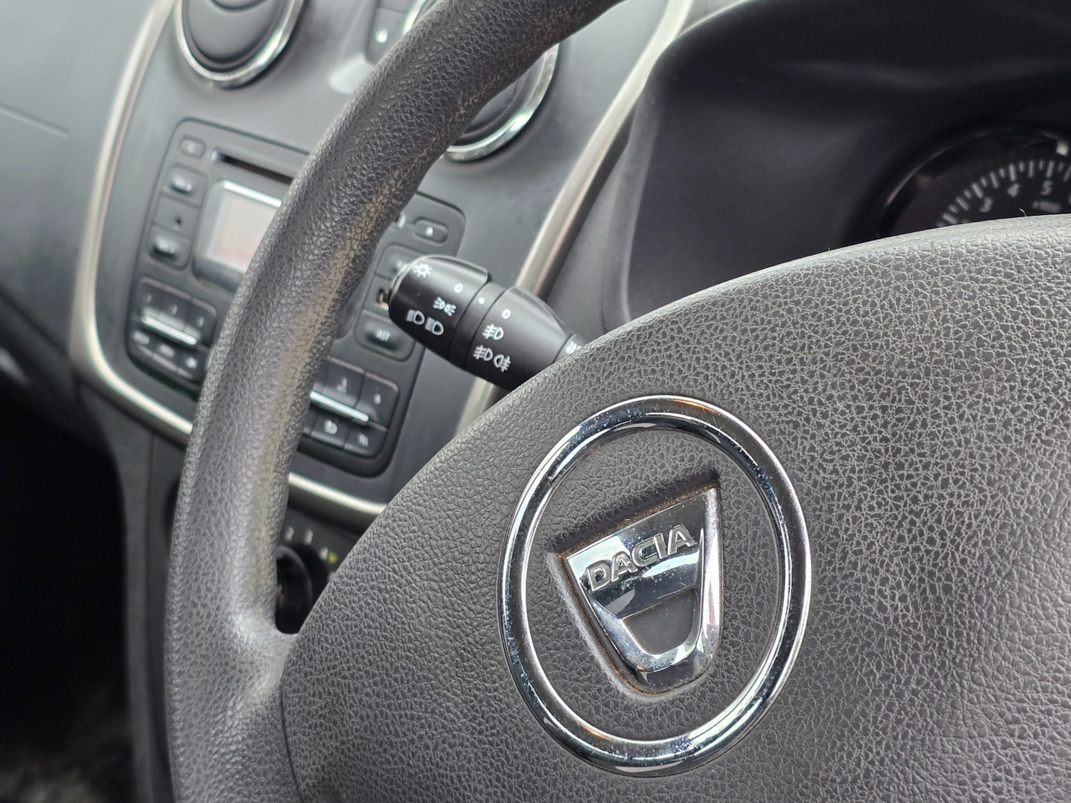 Used Dacia Sandero Stepway 2013 for sale - 77988171: Photo 8