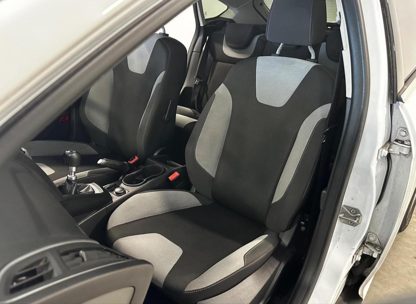 Used Ford Focus 2013 for sale - 77558706: Photo 5