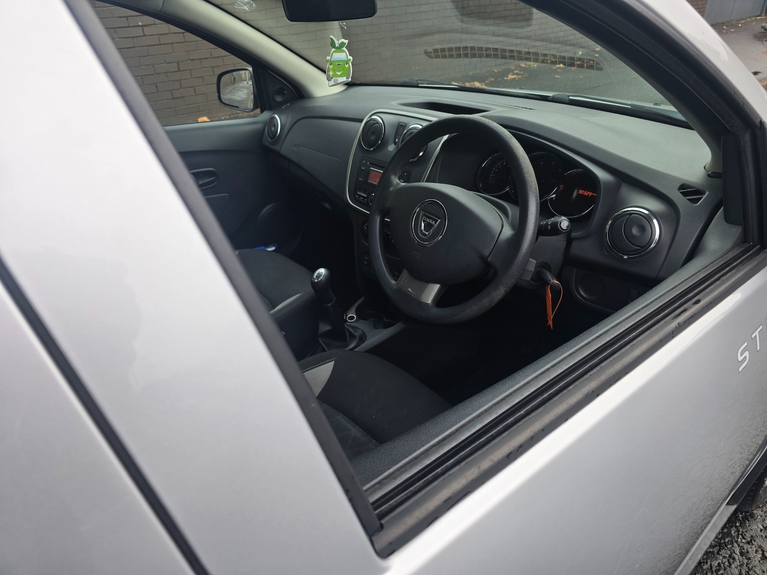 Used Dacia Sandero Stepway 2015 for sale - 76861677: Photo 7