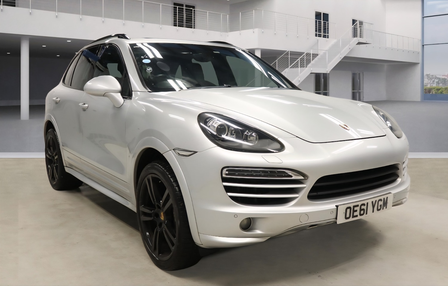 Used Porsche Cayenne 2011 for sale - 77632605: Photo 1