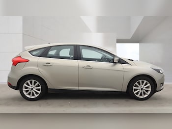 Used Ford Focus 2016 for sale - 78617818: Photo