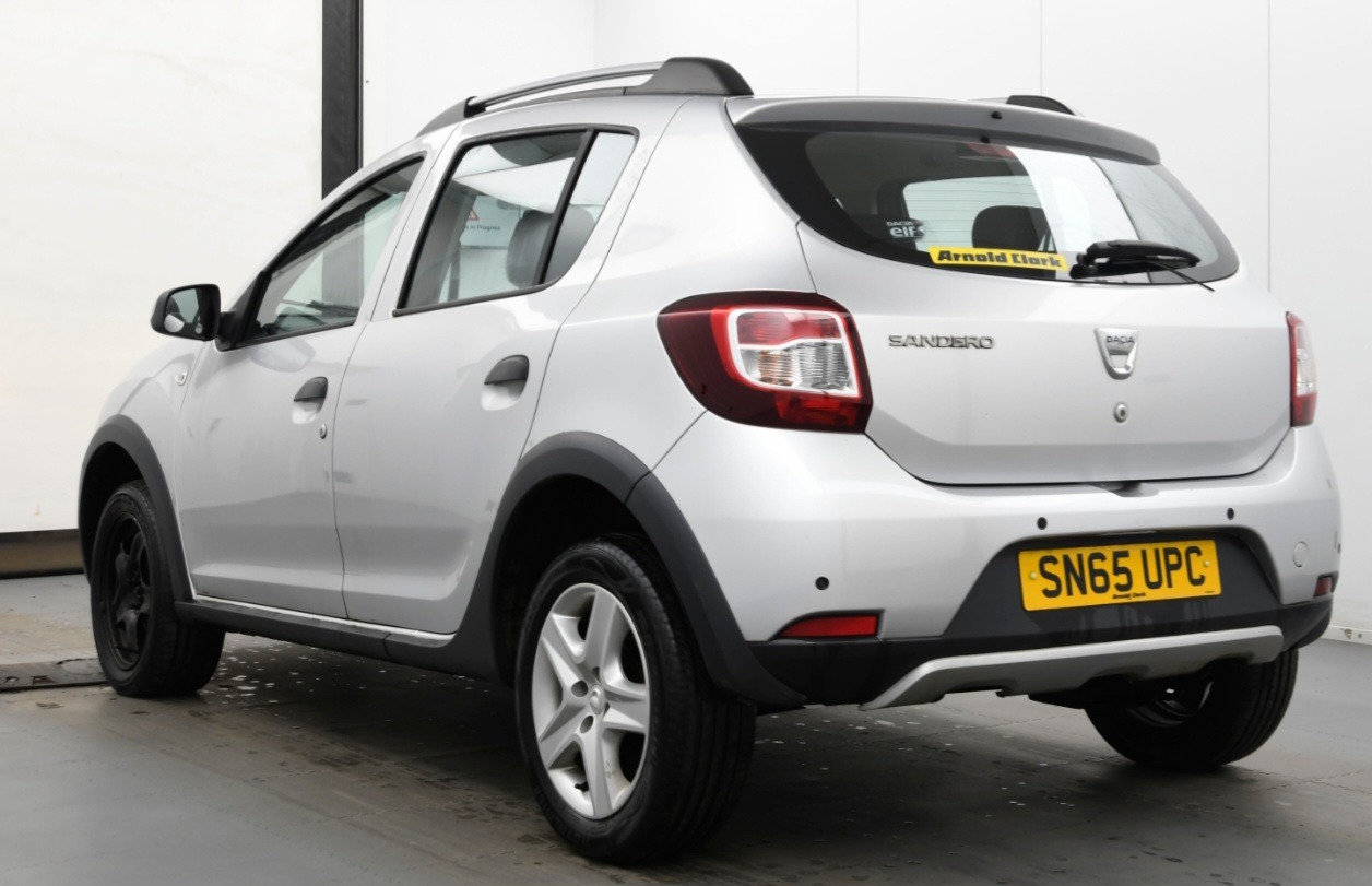 Used Dacia Sandero Stepway 2015 for sale - 77803700: Photo 4