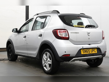Used Dacia Sandero Stepway 2015 for sale - 77803700: Photo