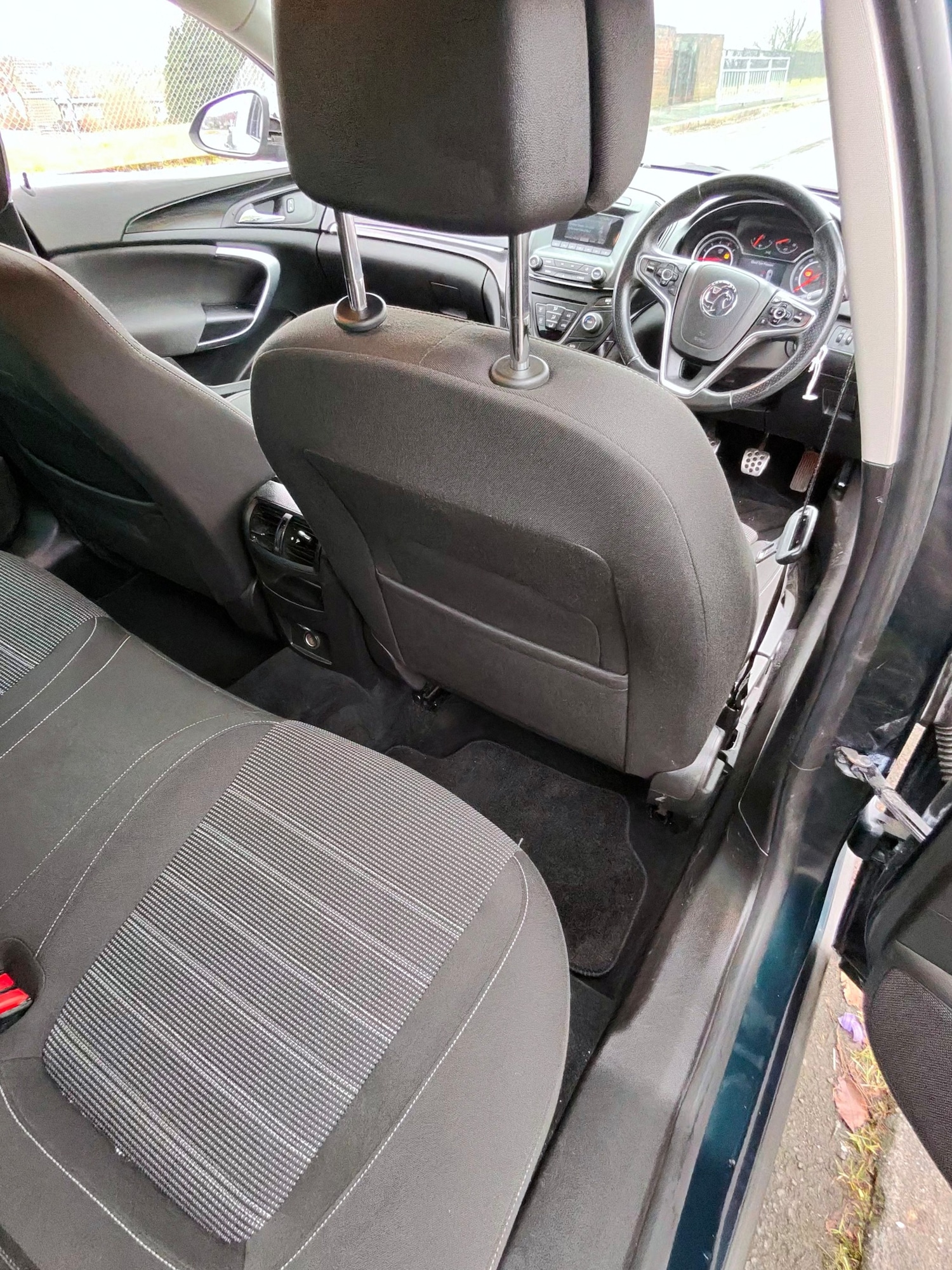 Used Vauxhall Insignia 2014 for sale - 77296907: Photo 9