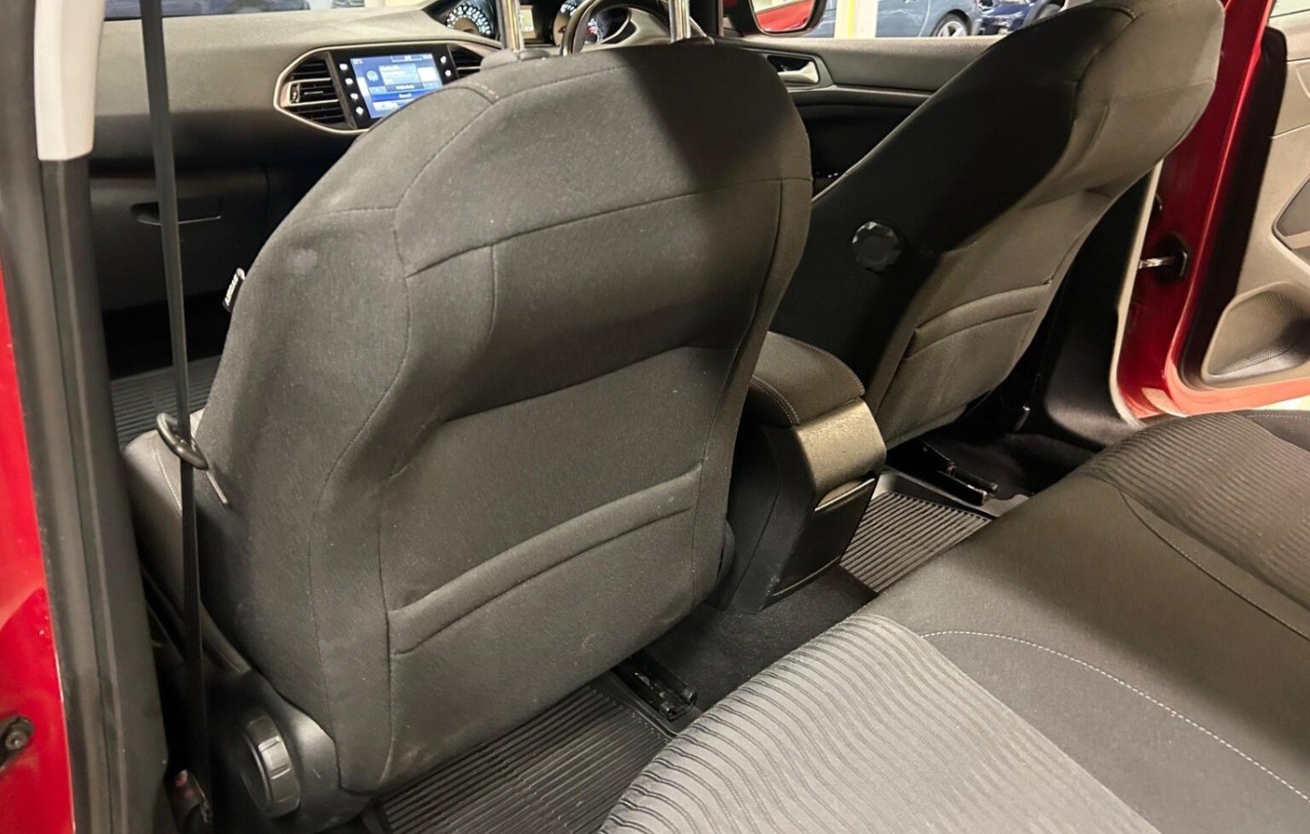 Used Peugeot 308 2016 for sale - 76951456: Photo 12