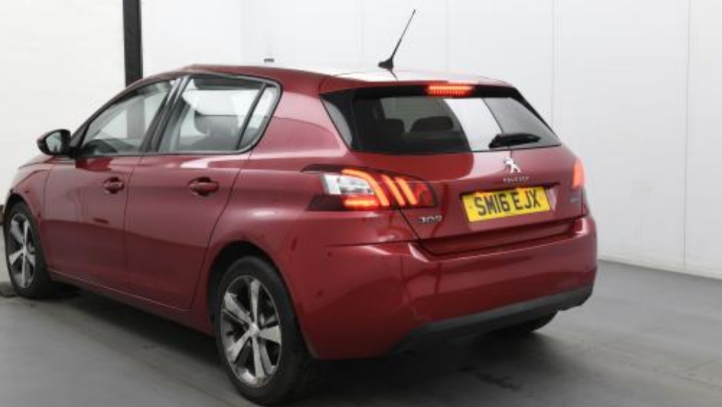 Used Peugeot 308 2016 for sale - 76951456: Photo 2