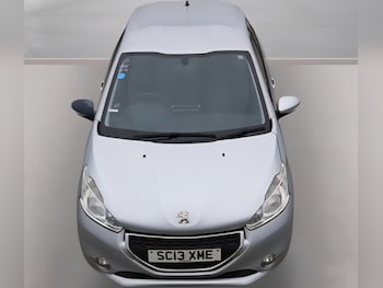 Used Peugeot 208 2013 for sale - 78459854: Photo