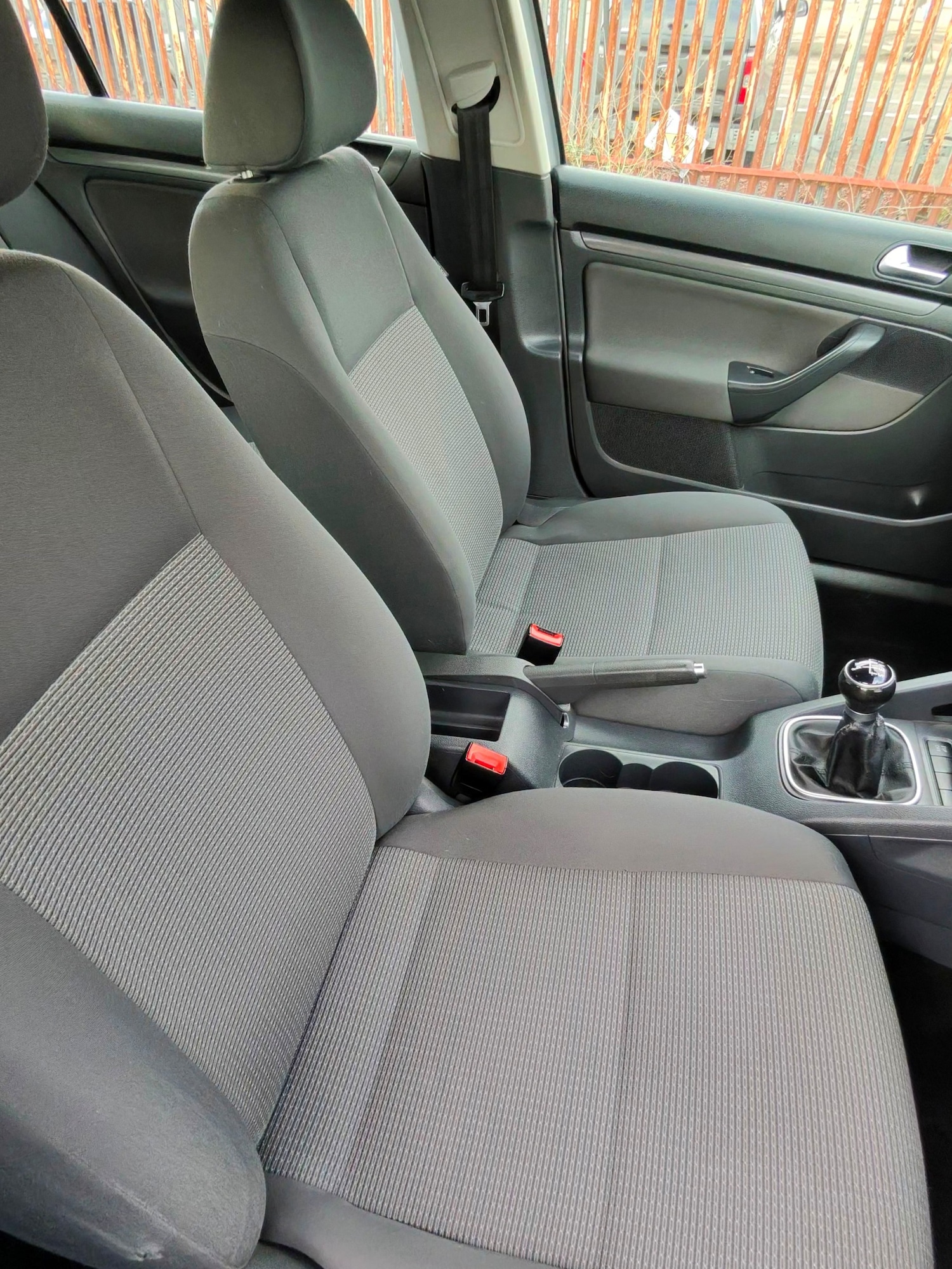 Used Volkswagen Golf 2009 for sale - 77420467: Photo 5