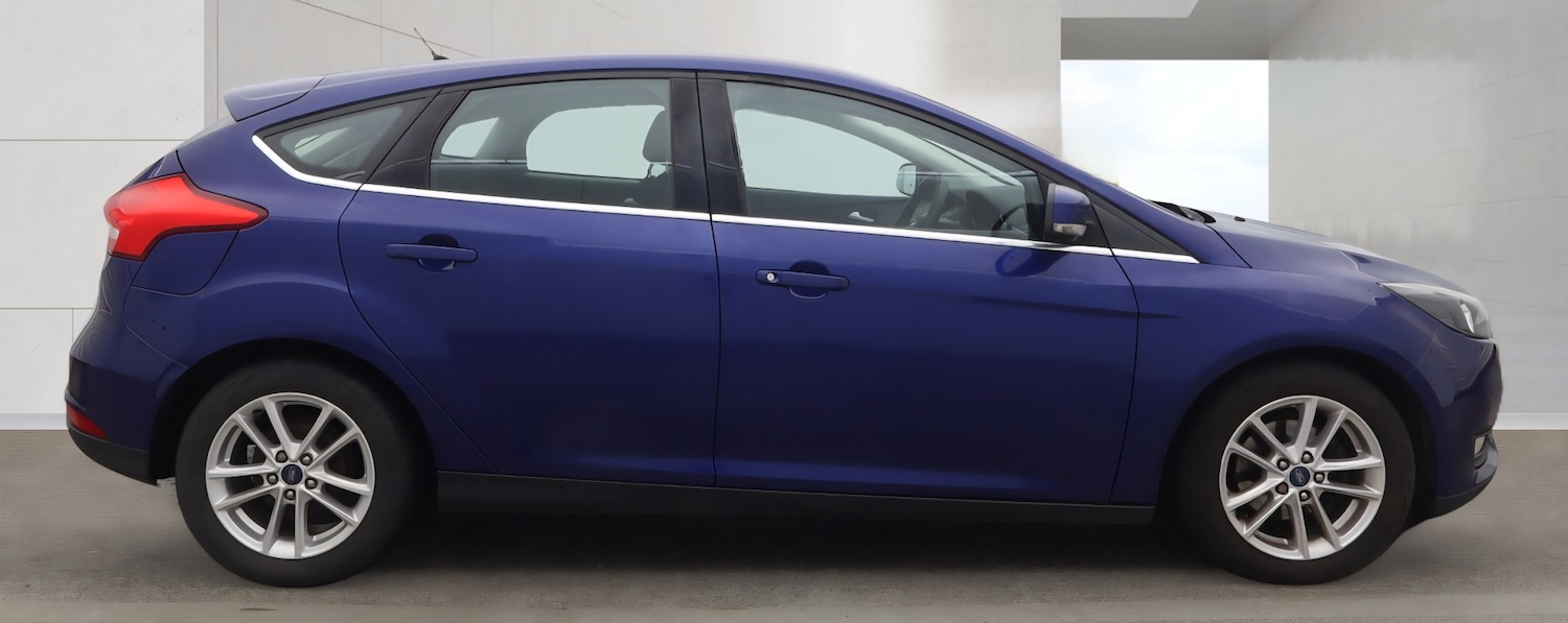 Used Ford Focus 2015 for sale - 78127262: Photo 4