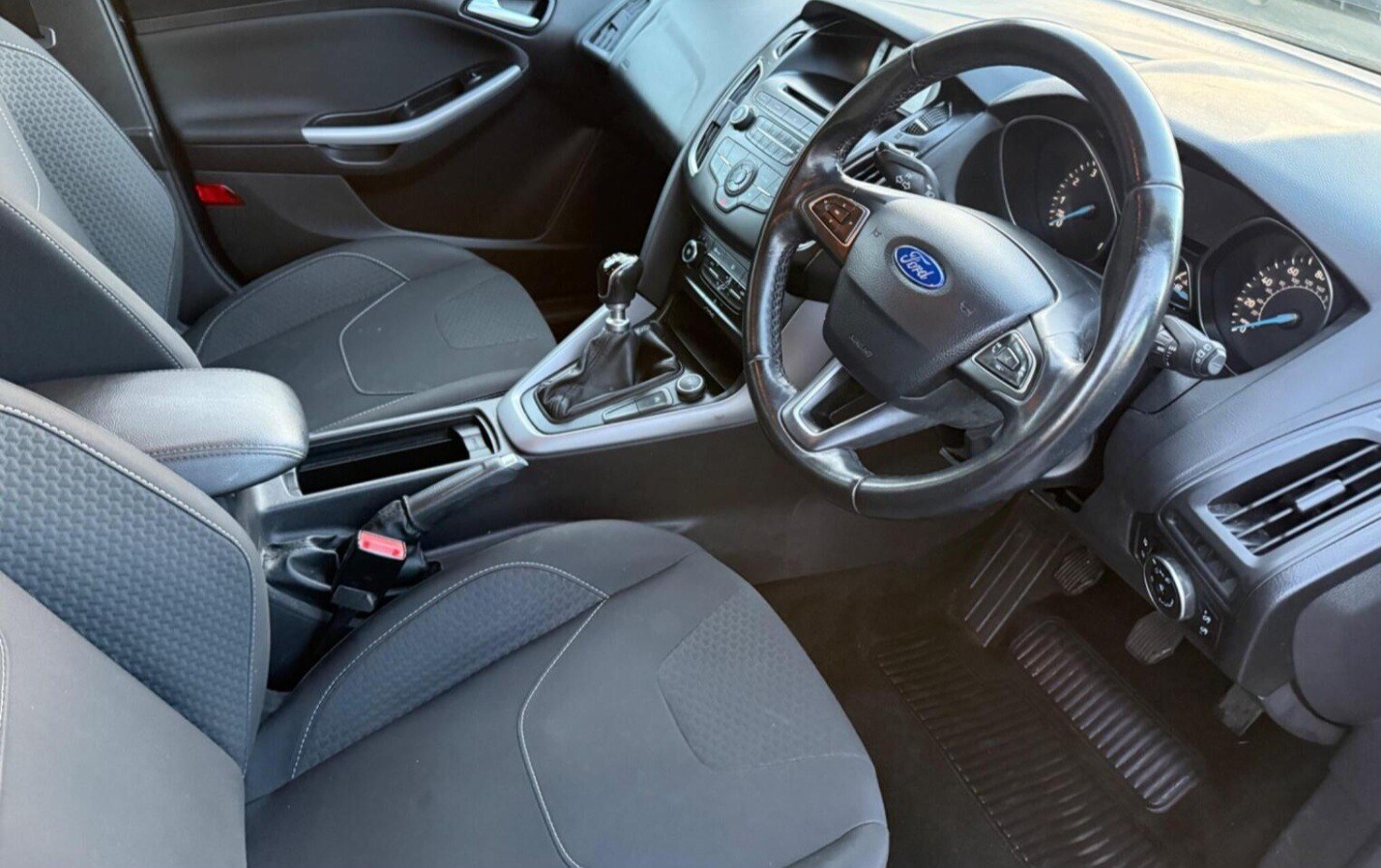 Used Ford Focus 2015 for sale - 78127262: Photo 6