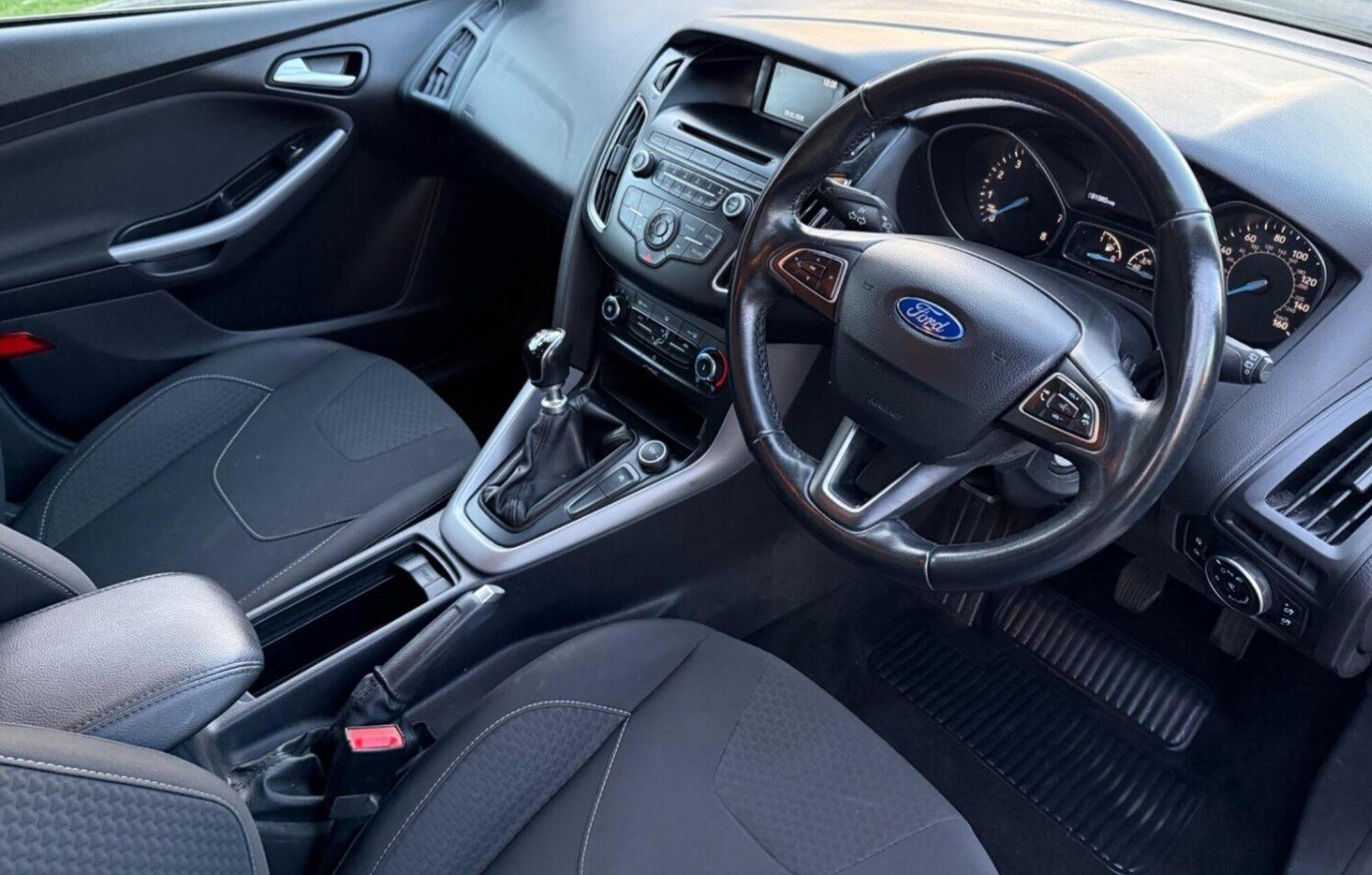 Used Ford Focus 2015 for sale - 78127262: Photo 8