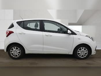 Used Hyundai i10 2016 for sale - 79686760: Photo