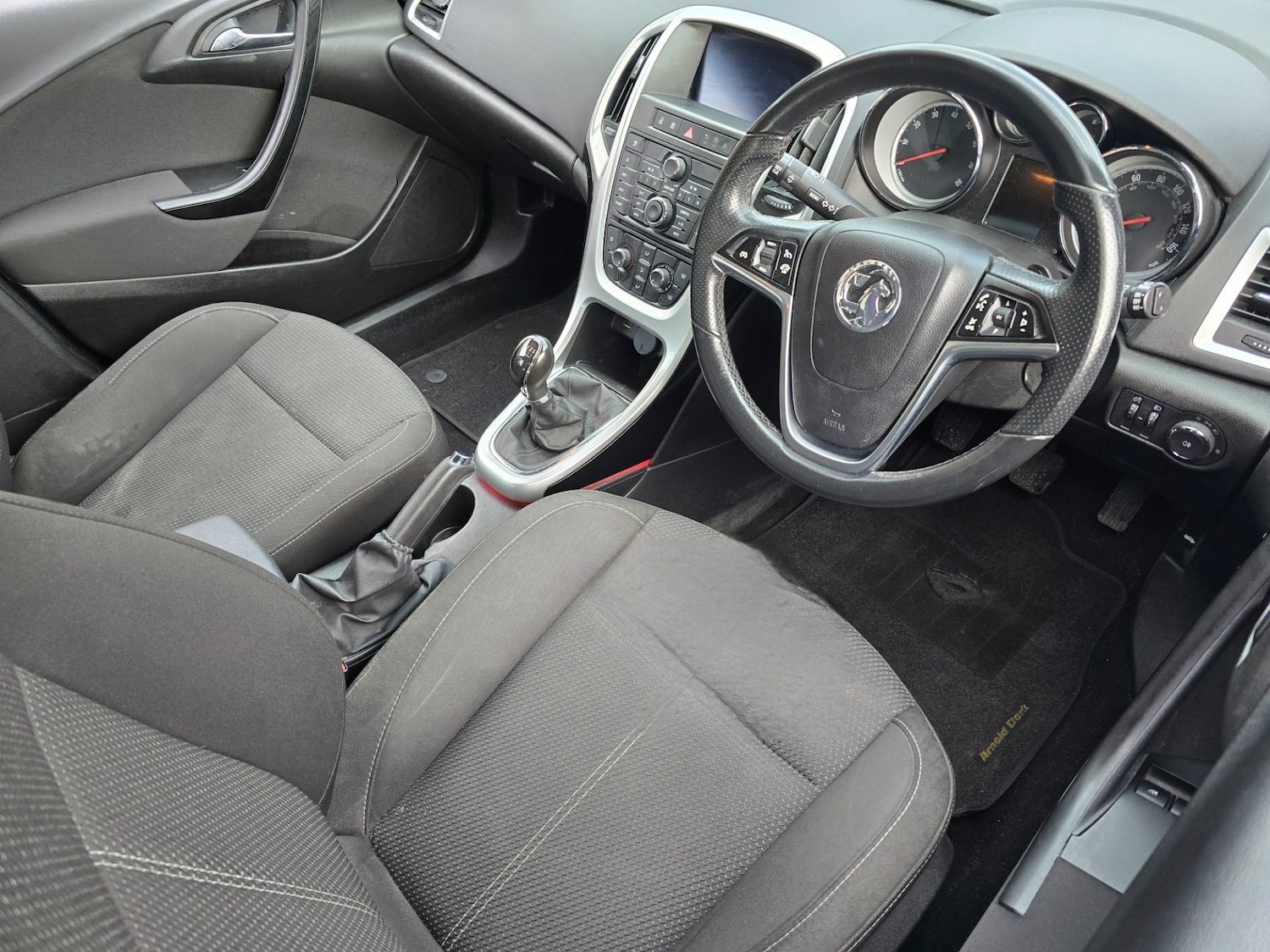 Used Vauxhall Astra 2015 for sale - 77492566: Photo 7