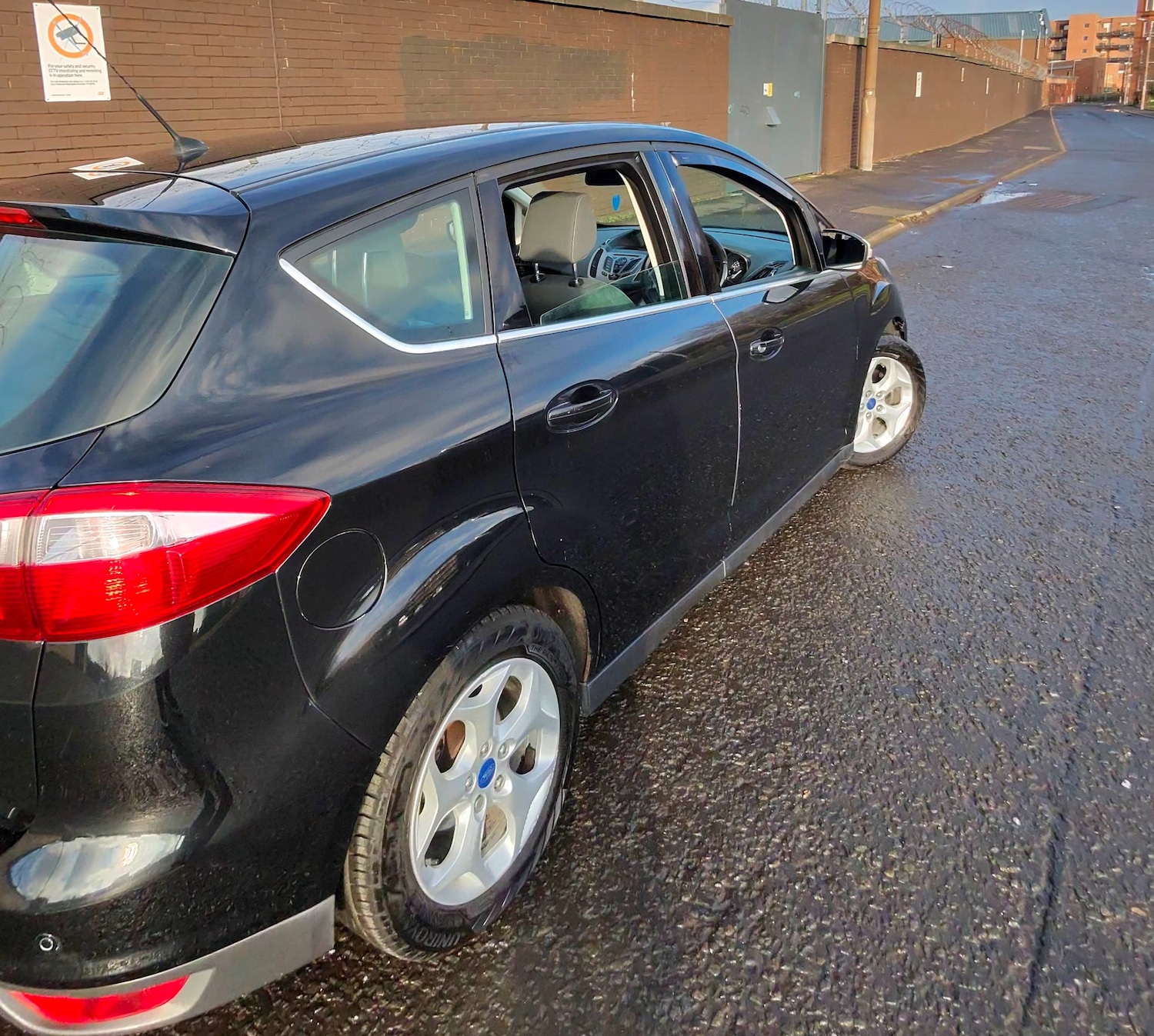 Used Ford C-Max 2015 for sale - 77378167: Photo 3