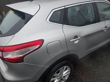 Used Nissan Qashqai 2014 for sale - 76860130: Photo