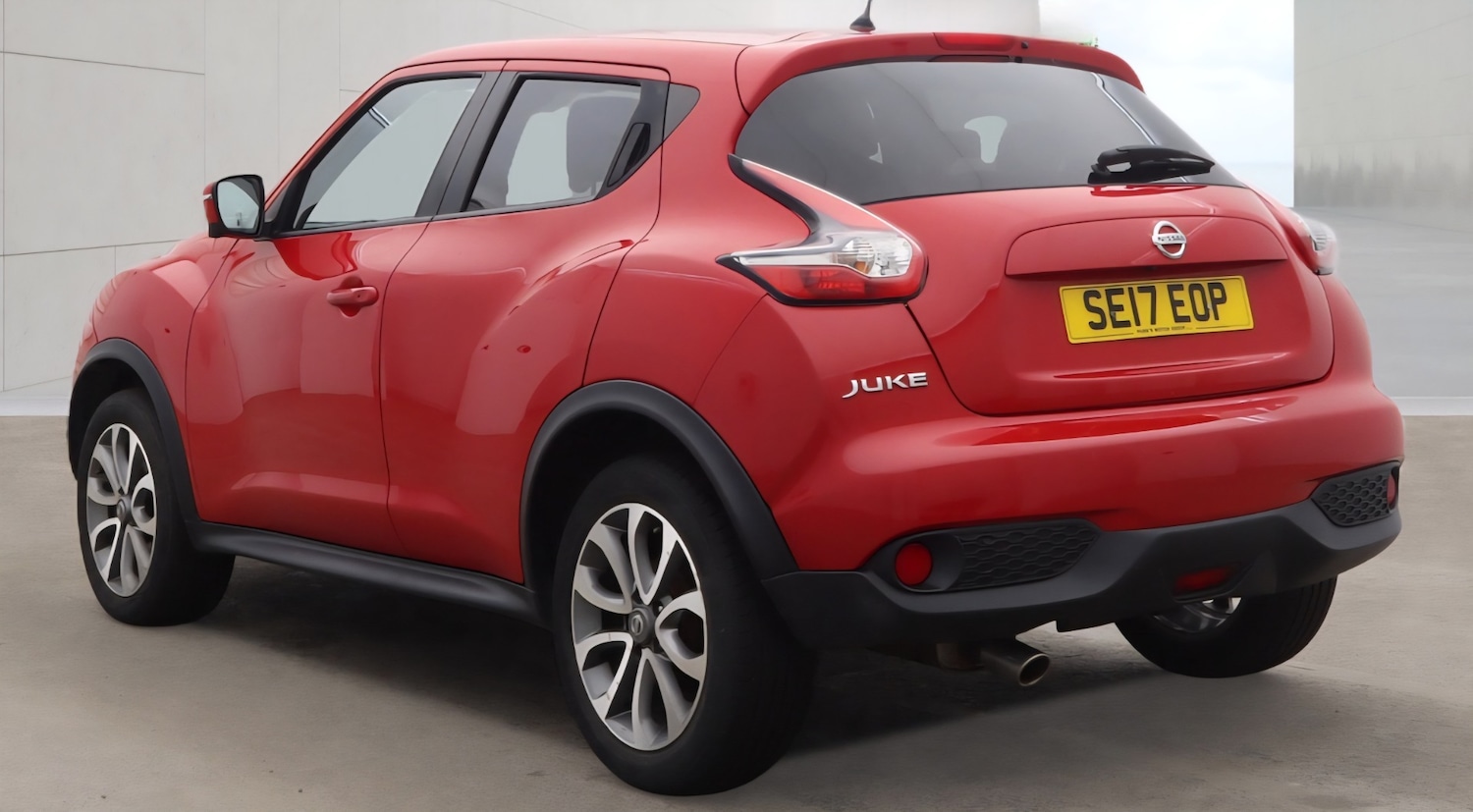 Used Nissan Juke 2017 for sale - 78155693: Photo 2