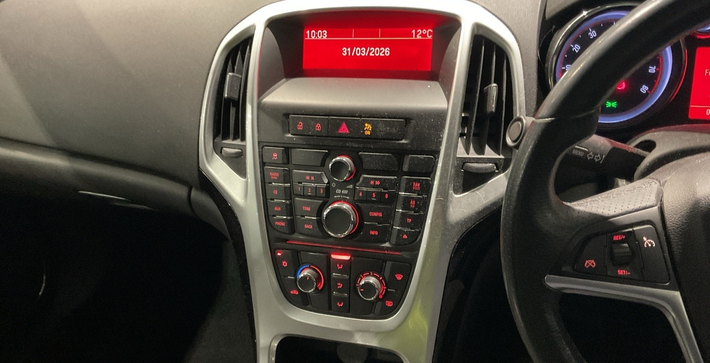 Used Vauxhall Astra 2011 for sale - 78109888: Photo 7