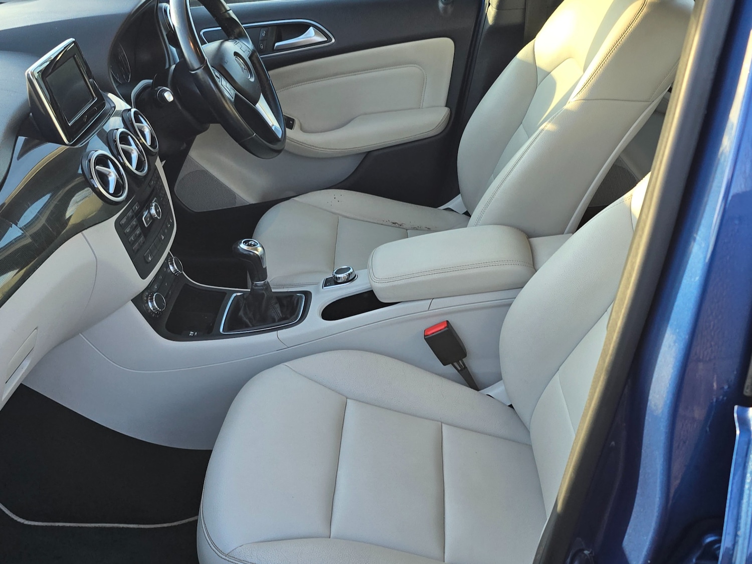 Used Mercedes-Benz B Class 2012 for sale - 77248824: Photo 13