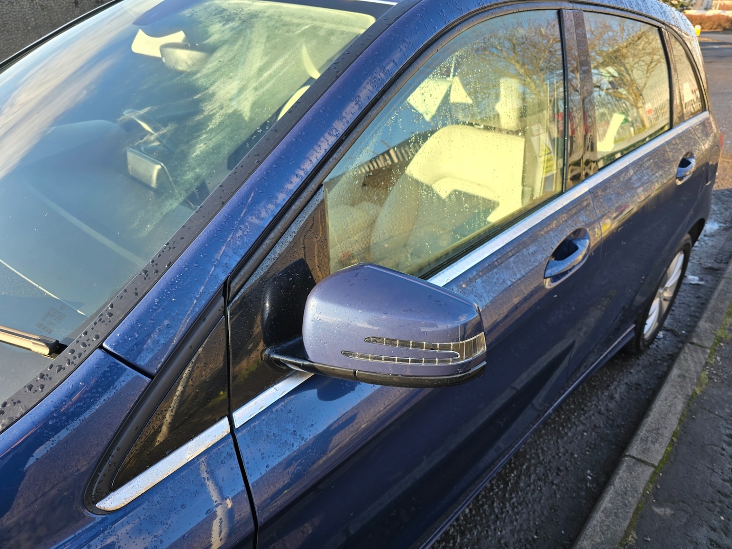 Used Mercedes-Benz B Class 2012 for sale - 77248824: Photo 5