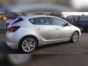 Used Vauxhall Astra 2015 for sale - 77461991: Photo