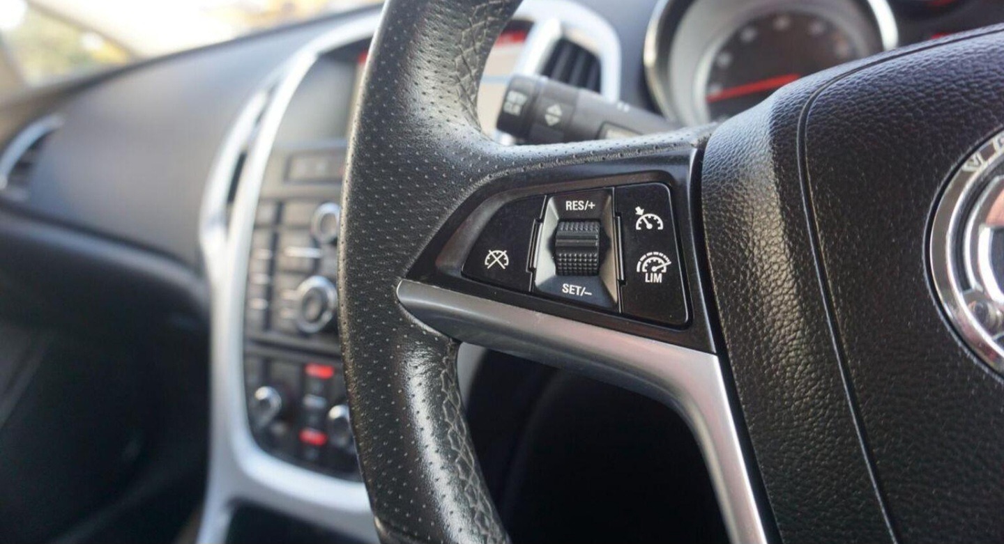 Used Vauxhall Astra 2015 for sale - 77461991: Photo 6