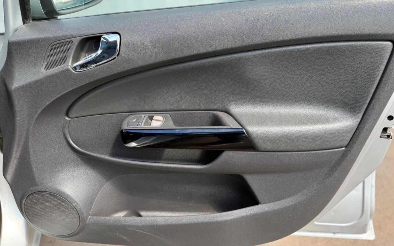 Used Vauxhall Corsa 2013 for sale - 76860111: Photo 19