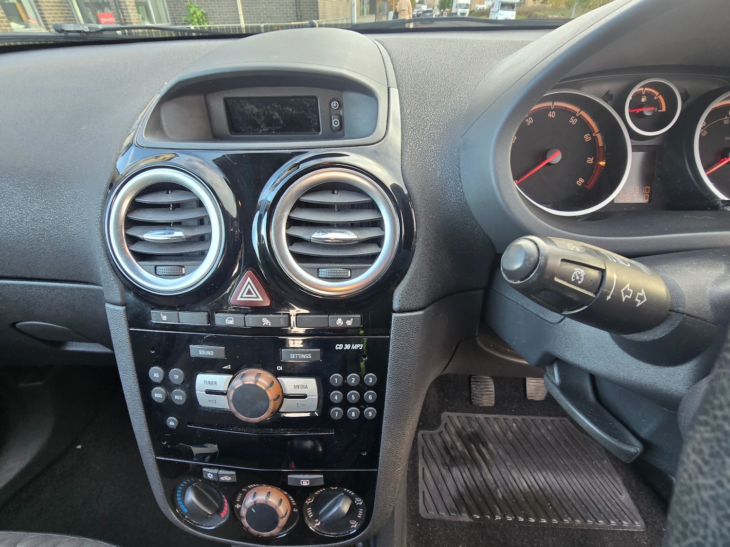 Used Vauxhall Corsa 2013 for sale - 76860111: Photo 27