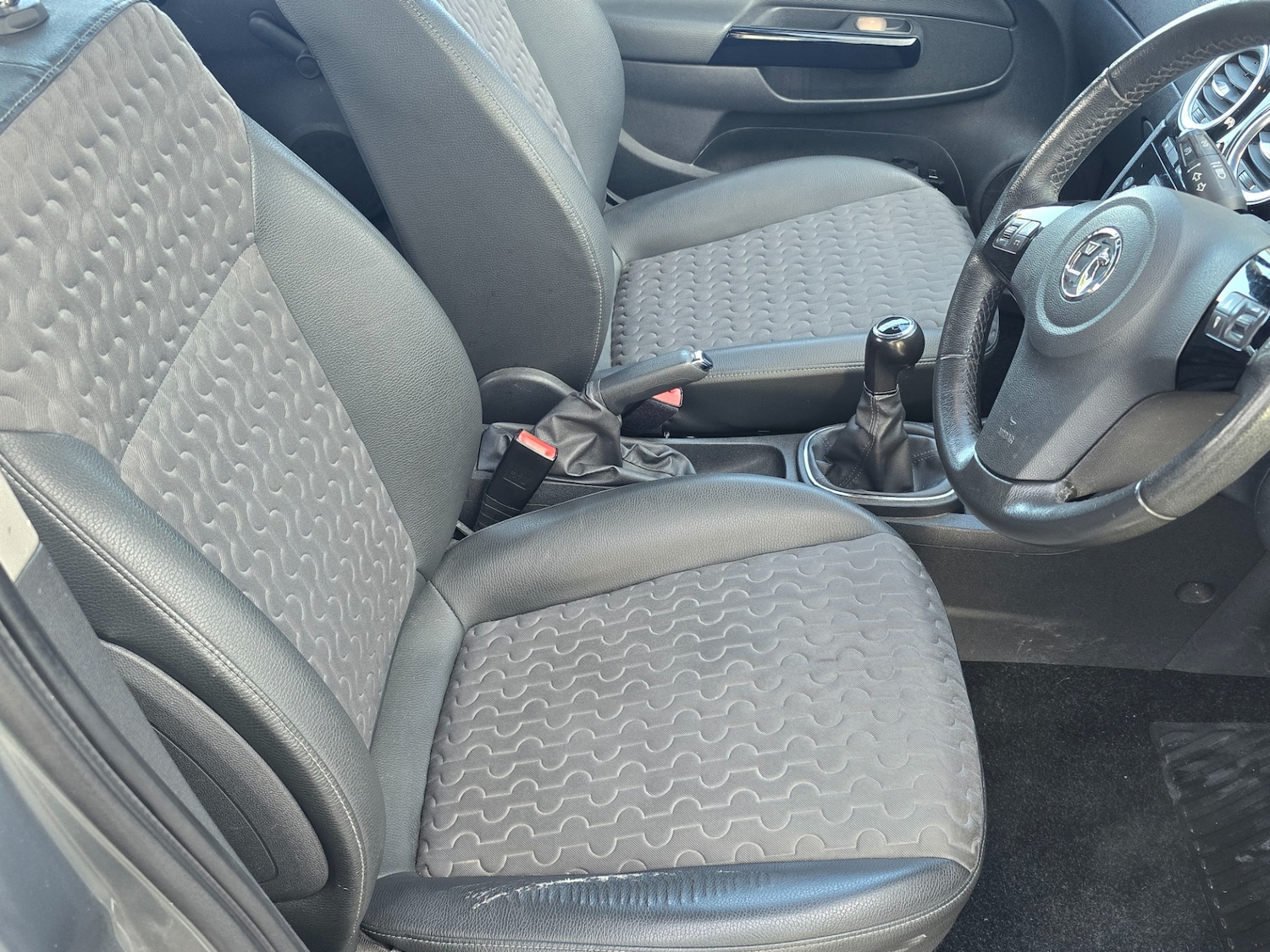 Used Vauxhall Corsa 2013 for sale - 76860111: Photo 32