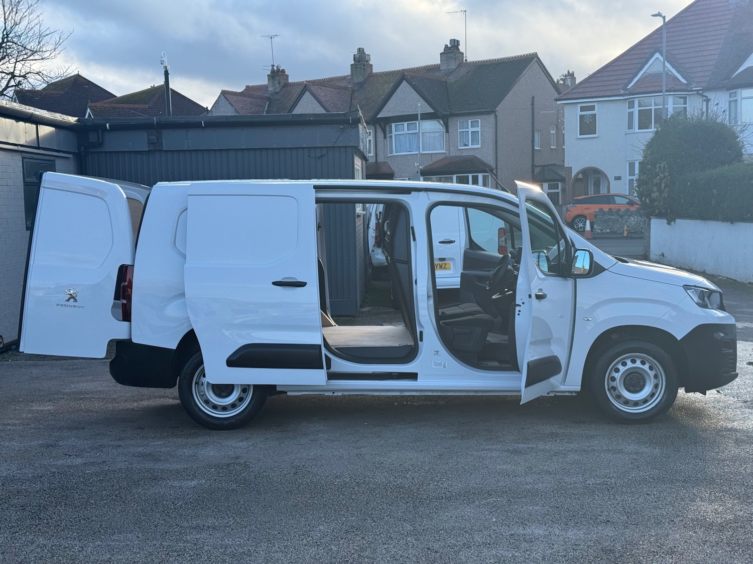 Used Peugeot Partner 2023 for sale - 77418588: Photo 11