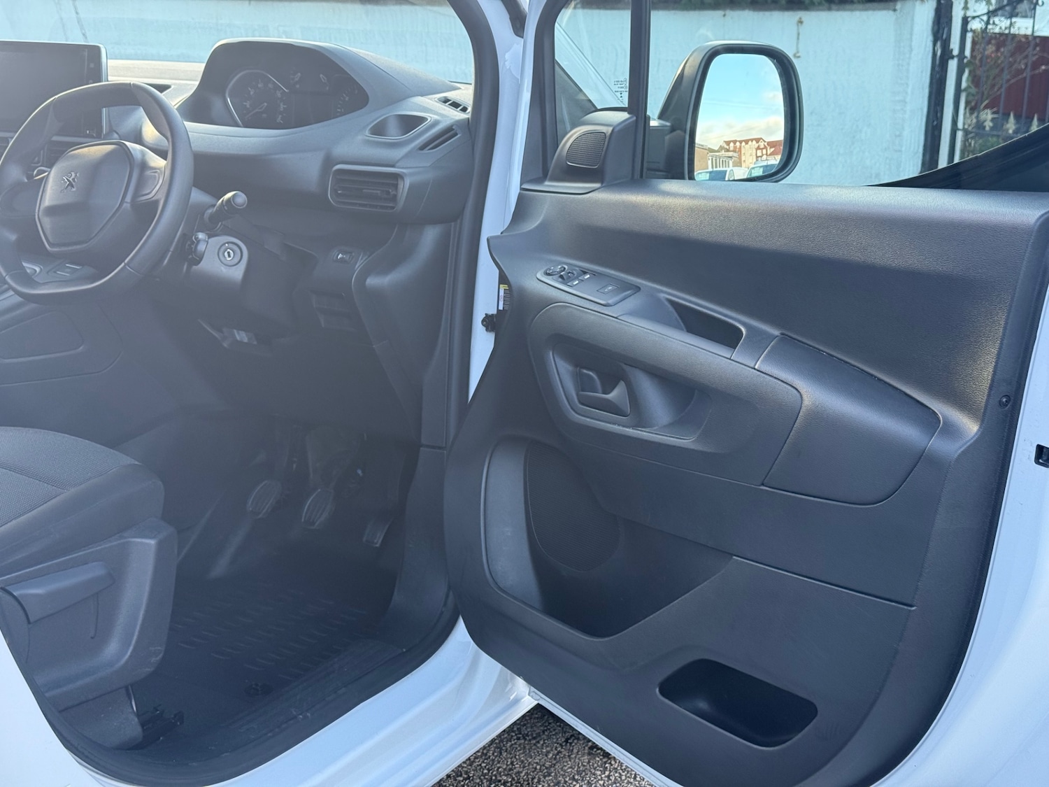 Used Peugeot Partner 2023 for sale - 77418588: Photo 19