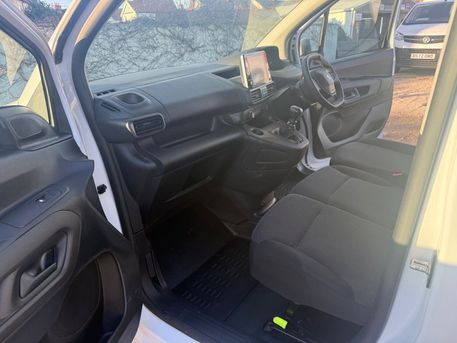 Used Peugeot Partner 2024 for sale - 77409932: Photo 13