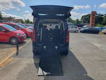 2021 (21) - BlueHDi Feel 1.5 Wheelchair Accessible Vehicle 5-Door
