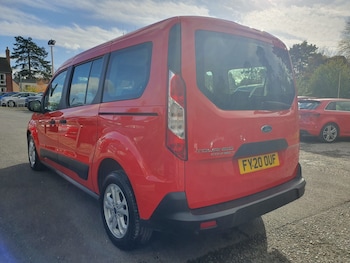 Used Ford Grand Tourneo Connect 2020 for sale - 76437315: Photo