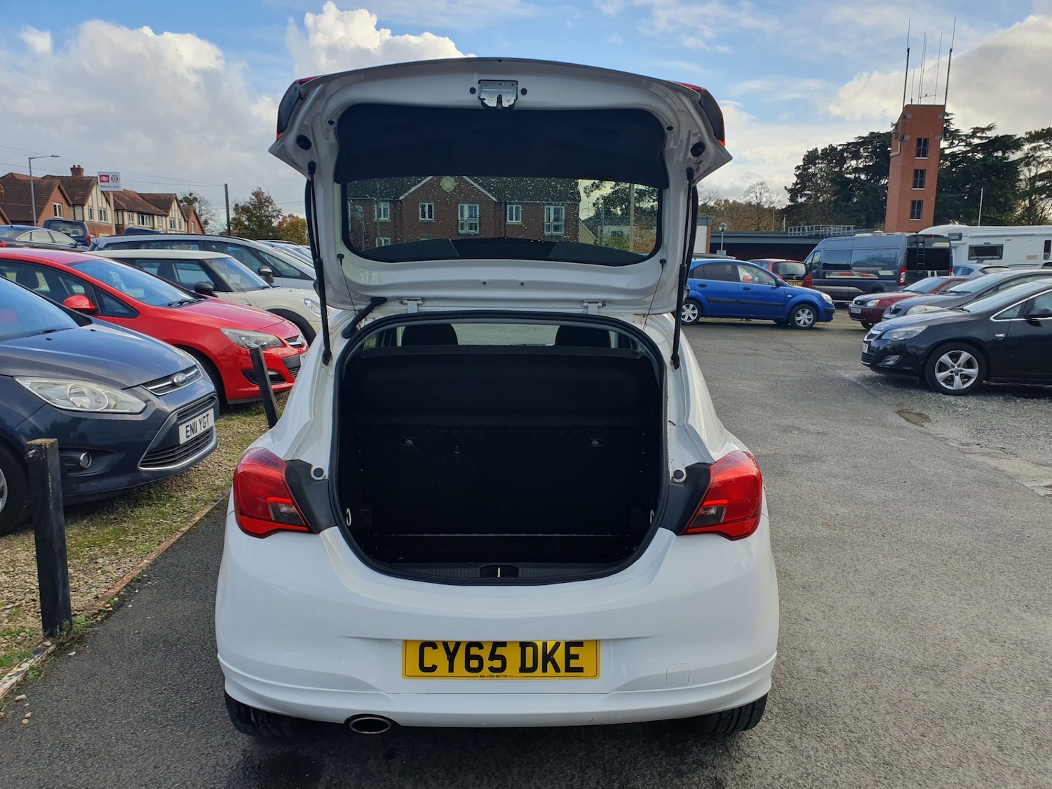 Used Vauxhall Corsa 2015 for sale - 76437331: Photo 6