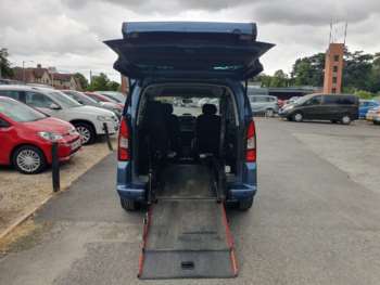 2018 (18) - BlueHDi Active 1.6 ETG Automatic Wheelchair Accessible Vehicle 5-Door