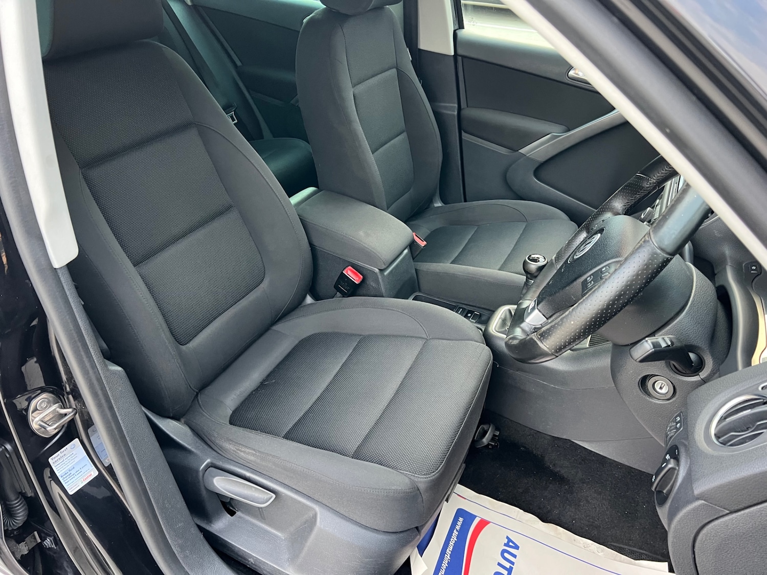 Used Volkswagen Tiguan 2009 for sale - 76467950: Photo 11