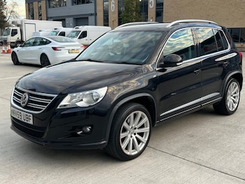 Used Volkswagen Tiguan 2009 for sale - 76467950: Photo