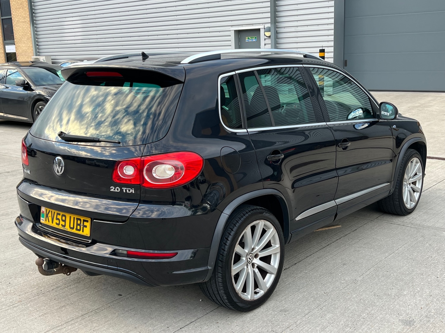 Used Volkswagen Tiguan 2009 for sale - 76467950: Photo 6