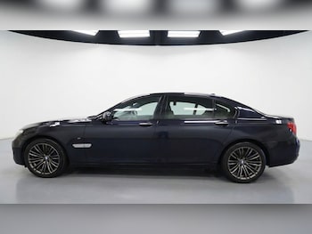 Used BMW 7 Series 2011 for sale - 77370756: Photo
