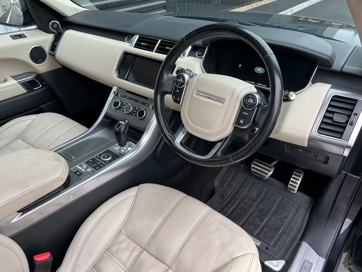 Used Land Rover Range Rover Sport 2014 for sale - 77864479: Photo 10