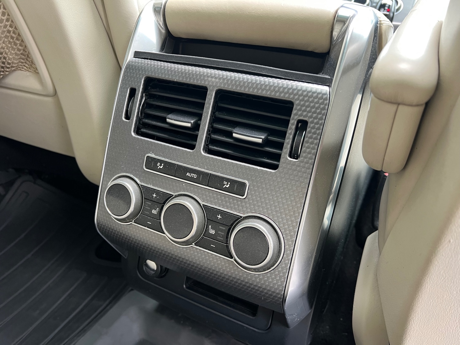 Used Land Rover Range Rover Sport 2014 for sale - 77864479: Photo 16