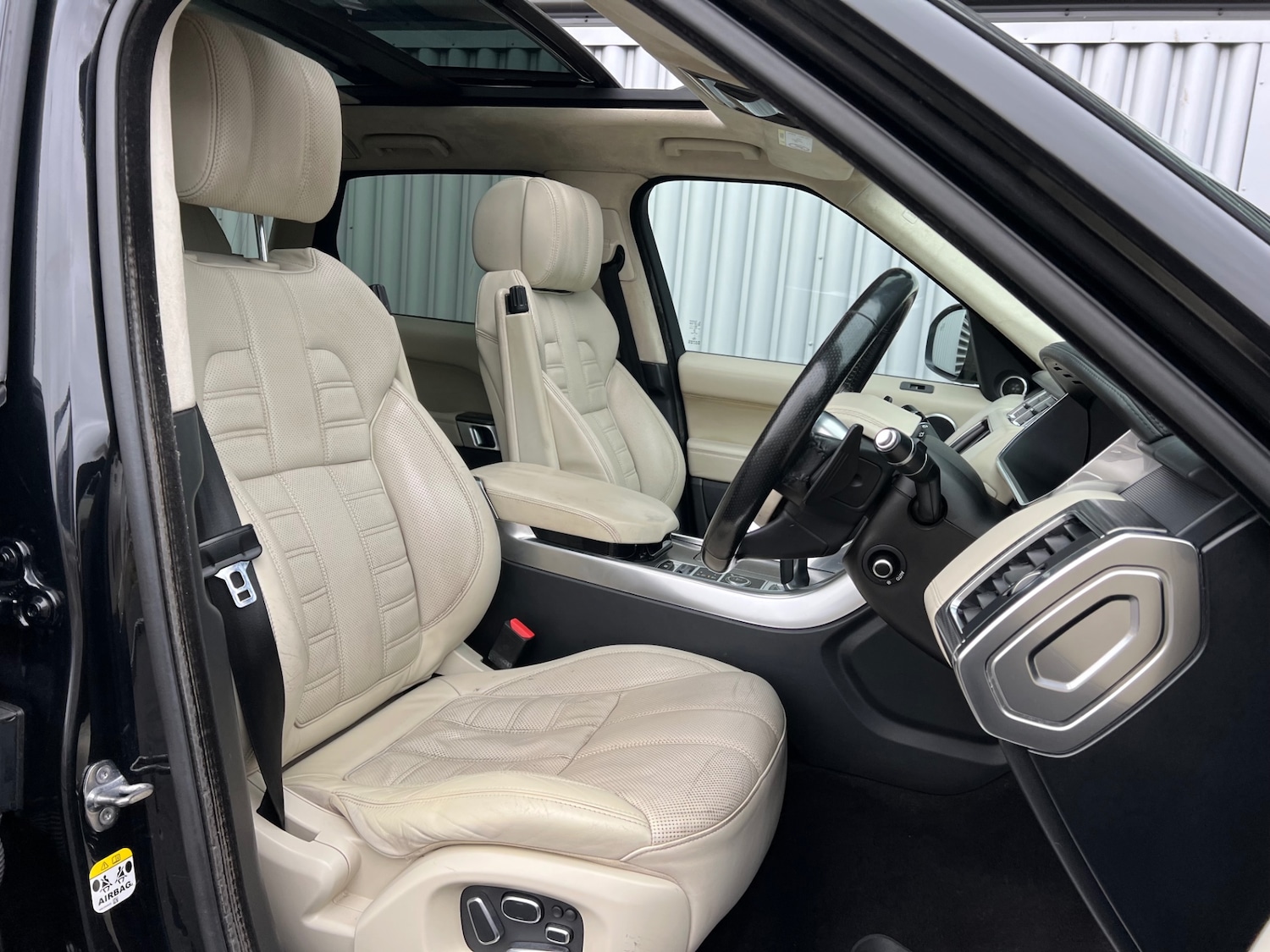 Used Land Rover Range Rover Sport 2014 for sale - 77864479: Photo 9