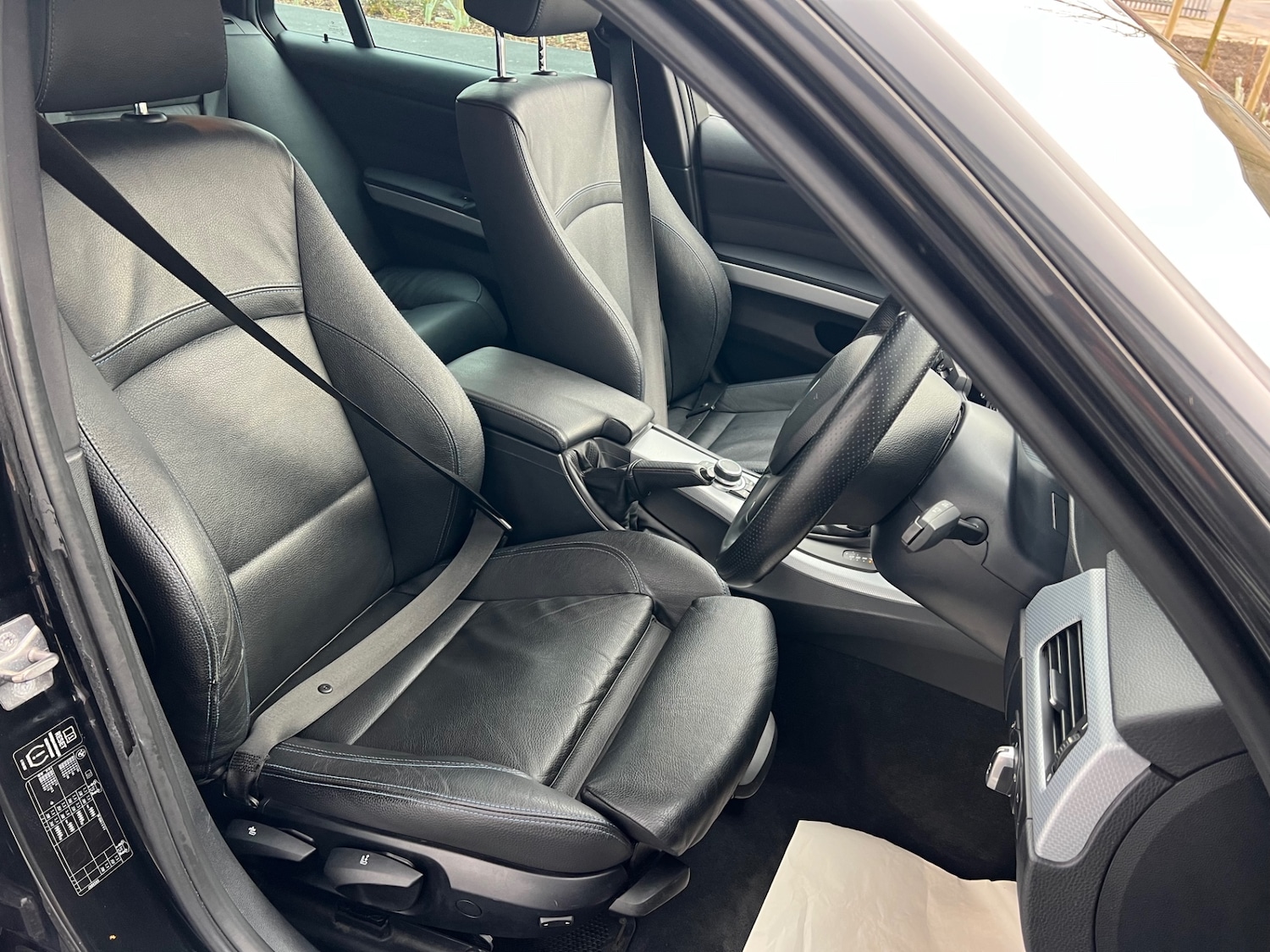 Used BMW 3 Series 2011 for sale - 77584274: Photo 10