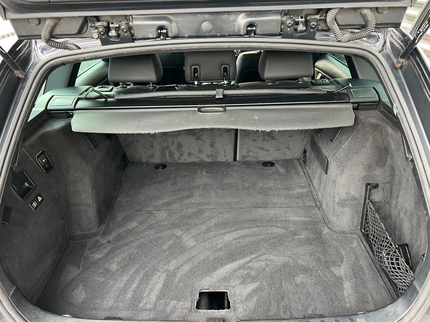 Used BMW 3 Series 2011 for sale - 77584274: Photo 12