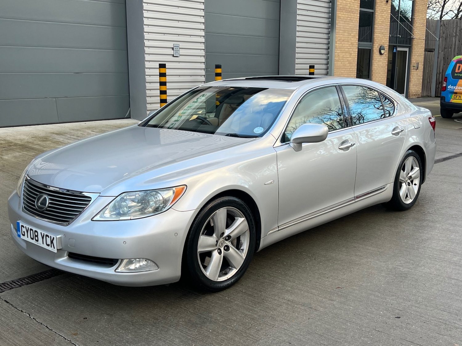 Used Lexus LS 2008 for sale - 76800772: Photo 2